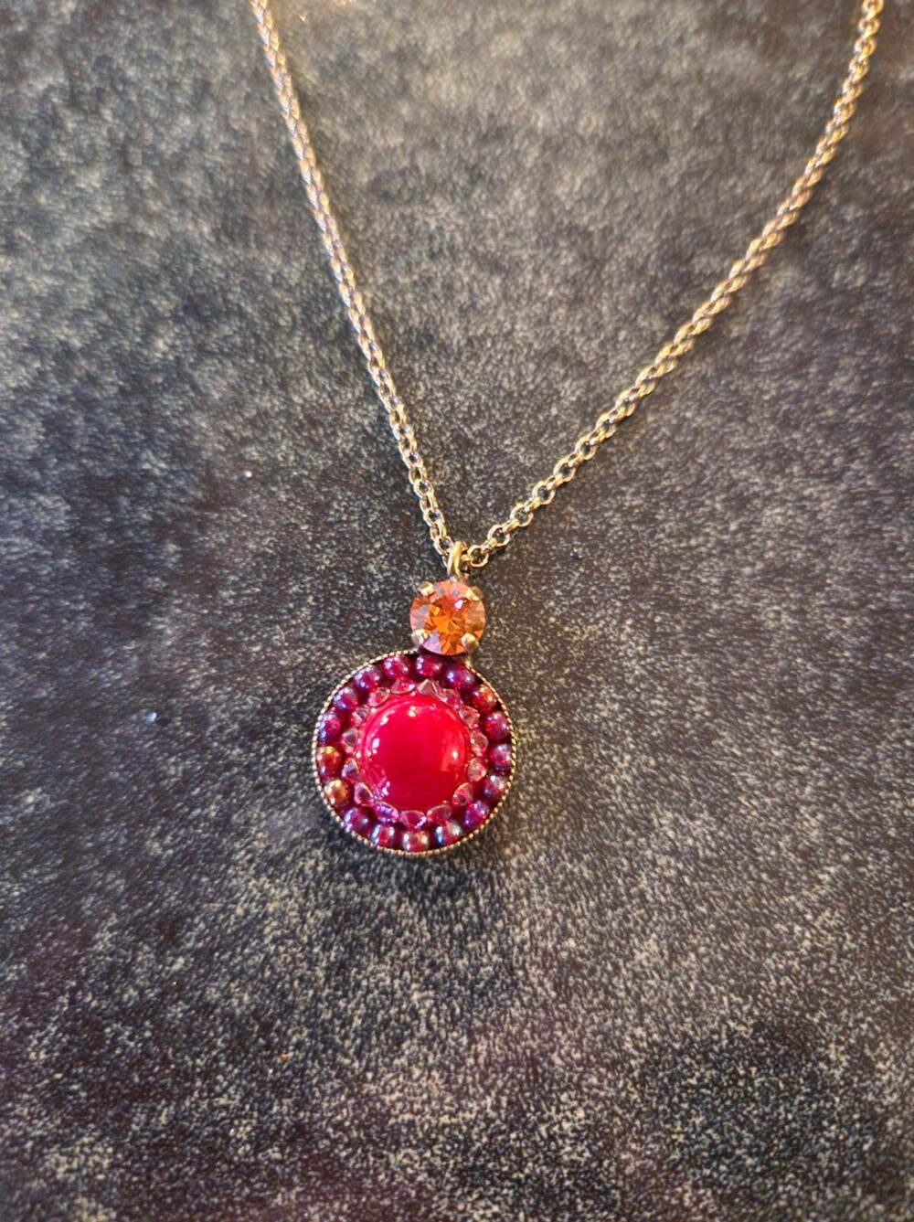 ASTRA NECKLACE - RED