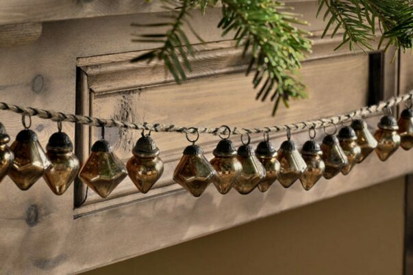 Ekiti Bauble Garland | Antique Gold