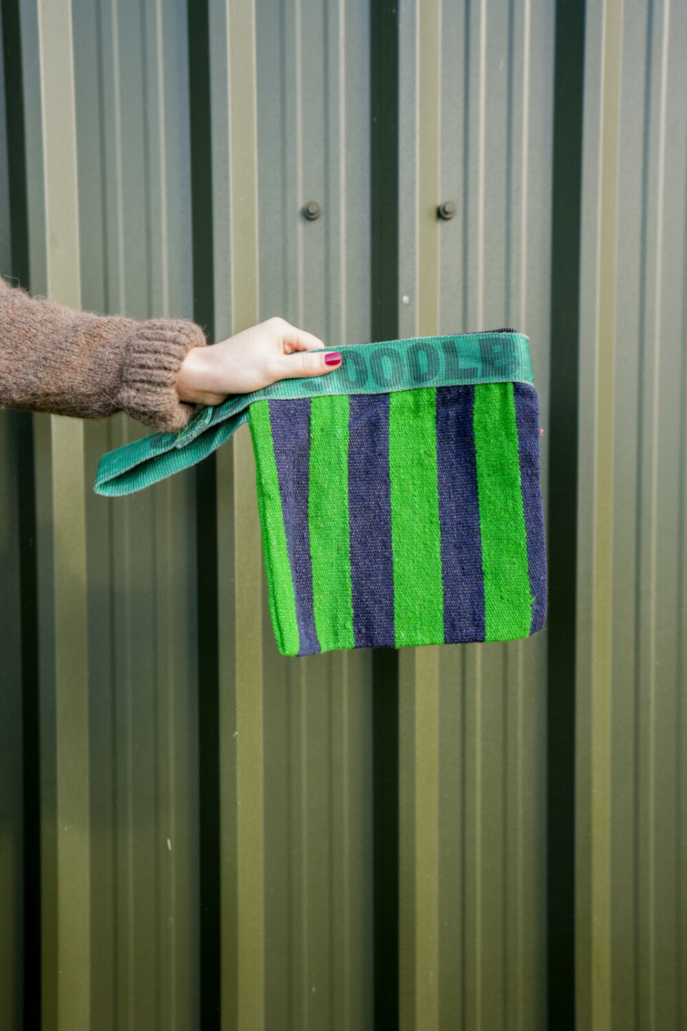 Recycled stripes pouch | Green