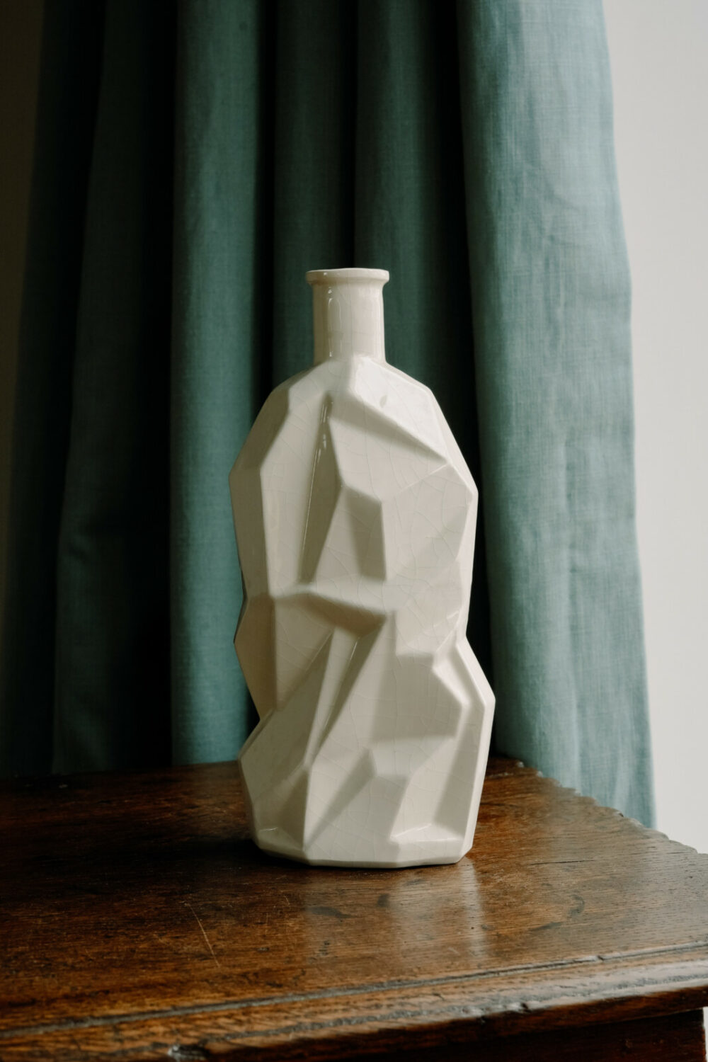 Eluned Glyn Vase - Image 3