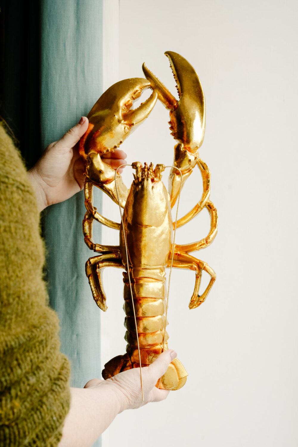 Gold Lobster - Image 3