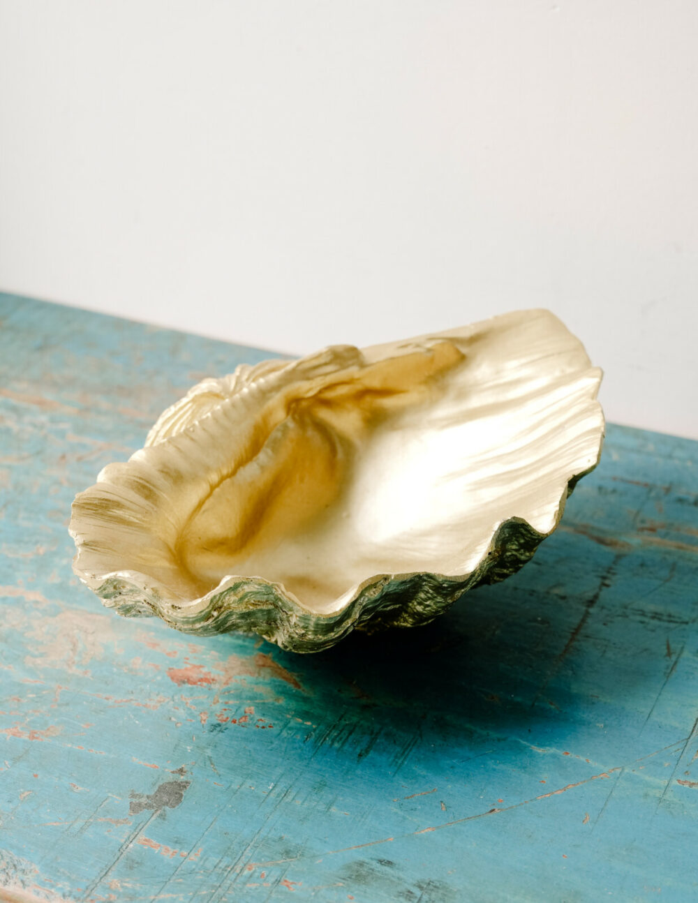 Gold Clam Decoration - Small