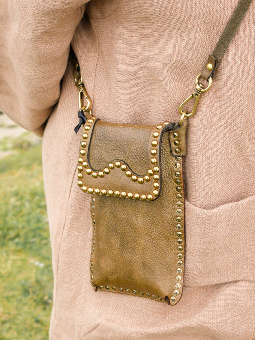 Campomaggi Leather Phone Bag | Military