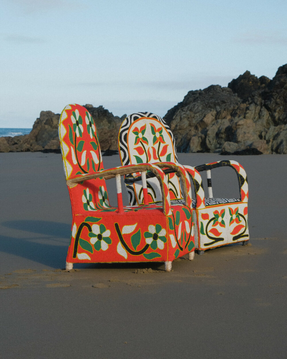 African Yoruba Beaded Multicolour Flower Throne Chair | Red - Image 3